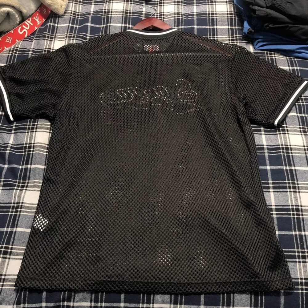 Supreme - Picture 3 of 8